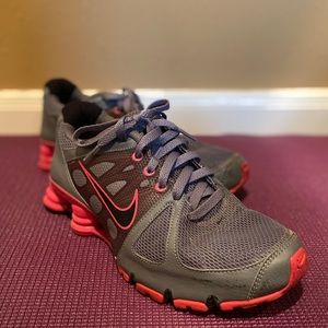 Women’s Nike Shox Running Shoes. Size 9.